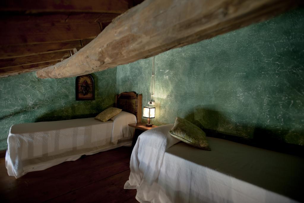 Agriturismo La Pieve Pelago Room photo